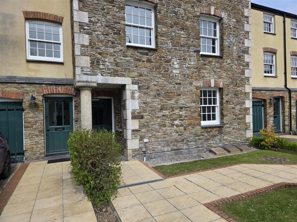 Main image of property: Chy Hwel, Truro