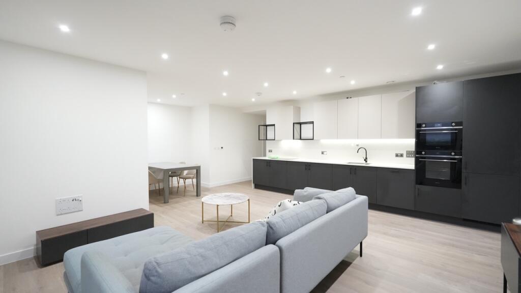 Main image of property: Willowbrook House, Manor House, N4