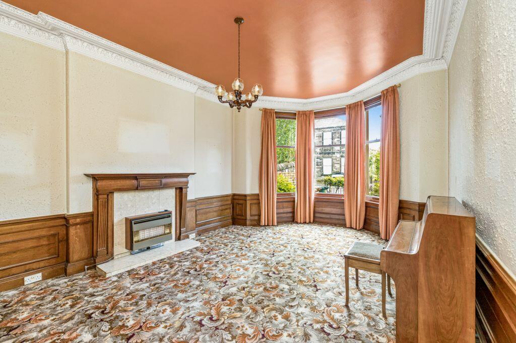 Apartment in Edinburgh, Trinity - View 2