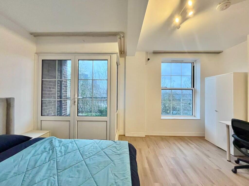 Main image of property: Eversholt Street, London, NW1