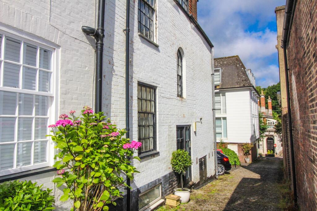 Main image of property: Mount Sion, Tunbridge Wells, TN1