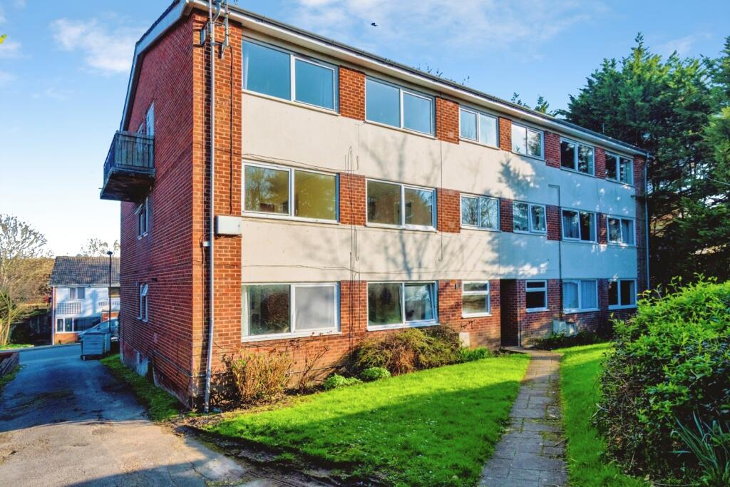 Main image of property: Kent Road, SOUTHAMPTON, Hampshire, SO17