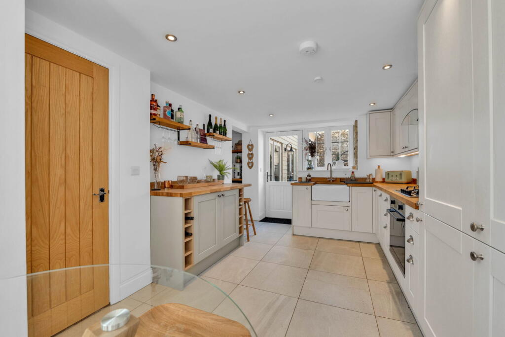 Huntingdon Road, Thrapston photo 4