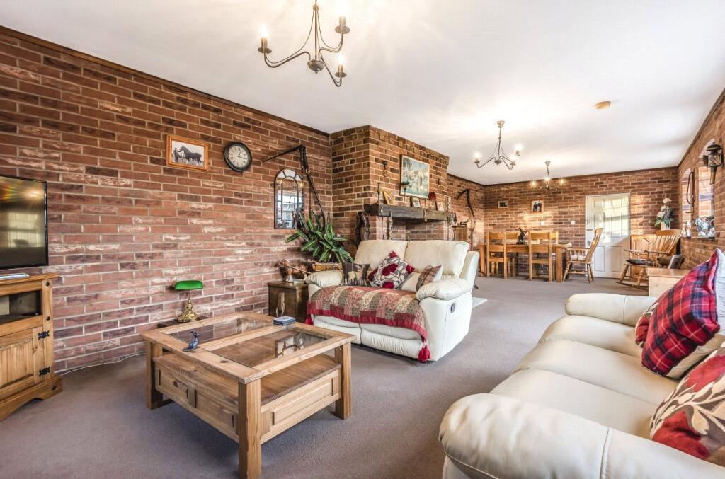 House in East Lindsey, Toynton St Peter - View 4