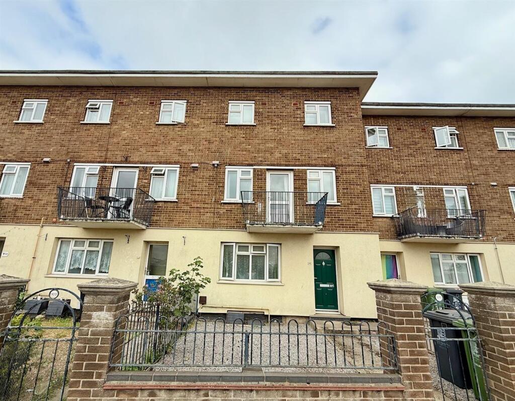 Main image of property: South Quay, Great Yarmouth