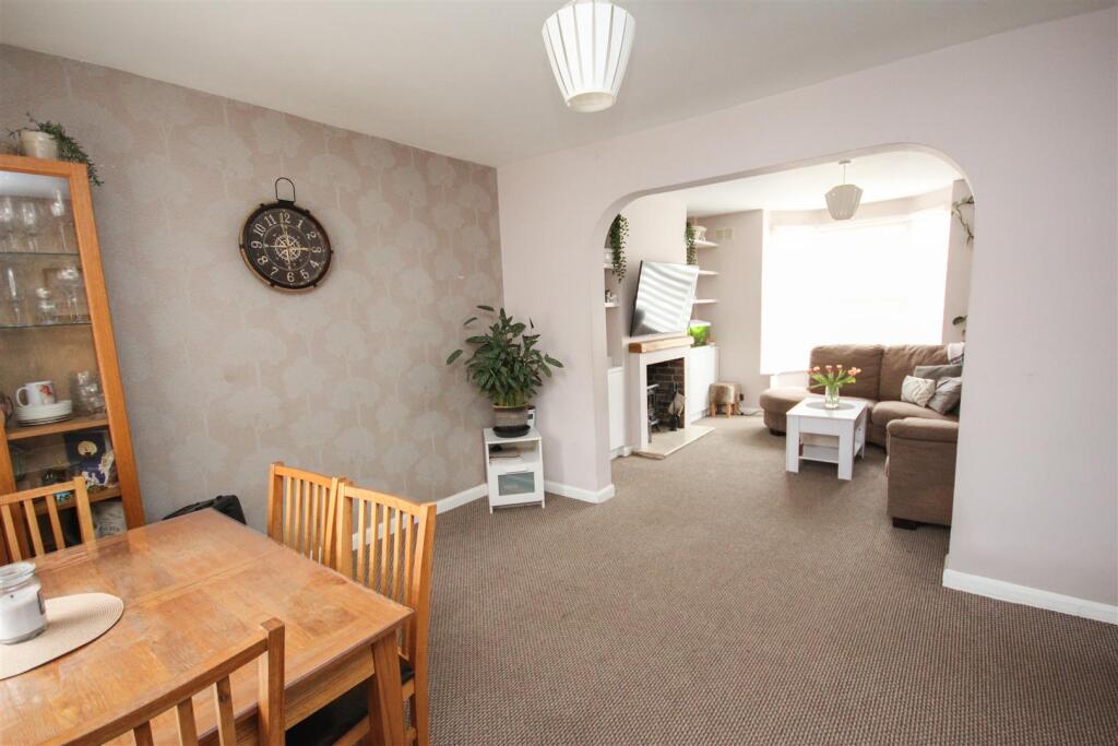 House in Wellingborough, Burrow's Bush - View 4
