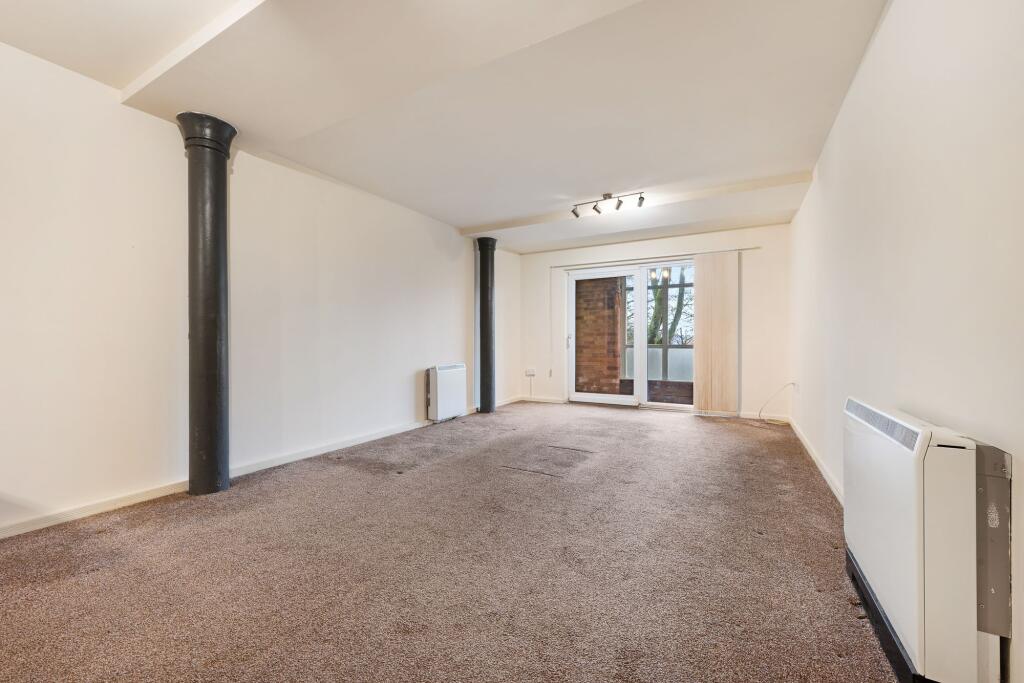Apartment in Bolton, Greater Manchester - More