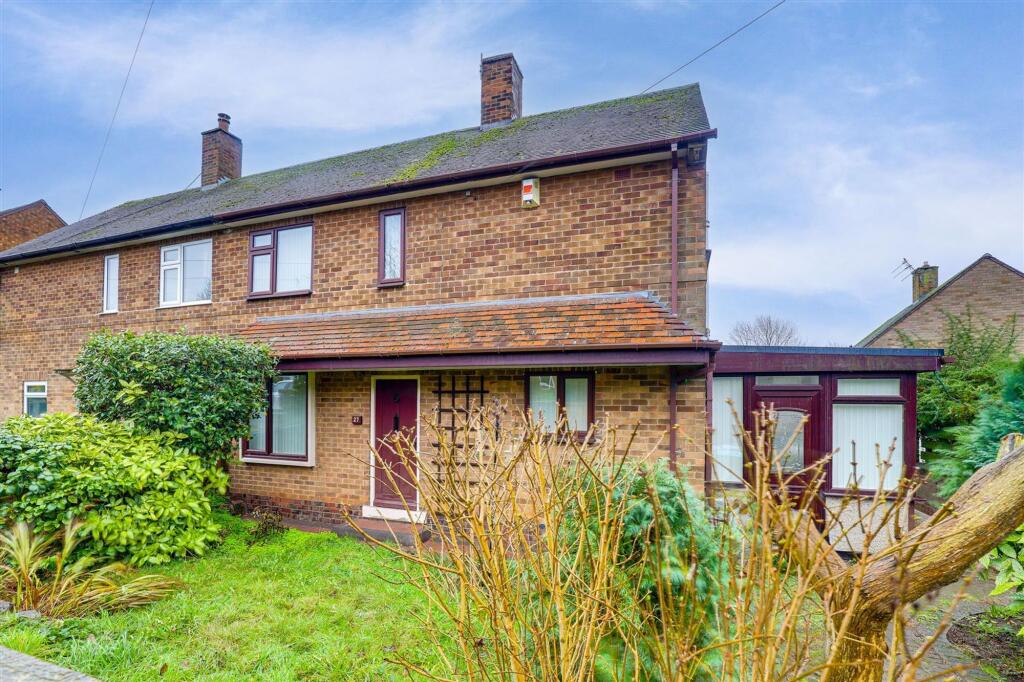 3-bed semi-detached on Seagrave Road, Nottingham, NG8, £200,000
