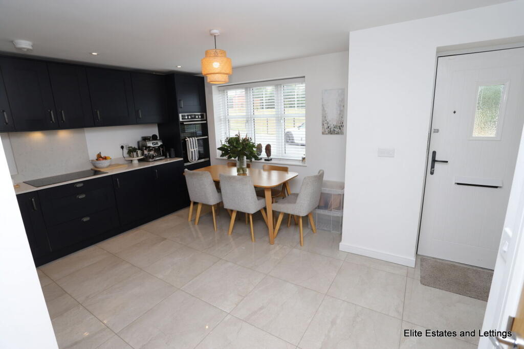 House in Sunderland - View 4