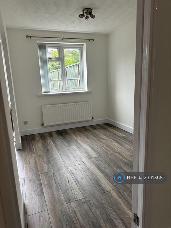 House in Wolverhampton - View 4