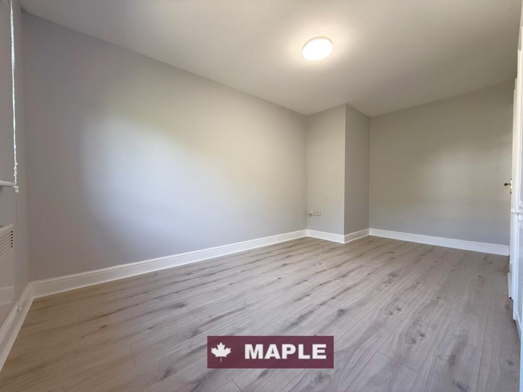 Apartment in Harrow - View 4