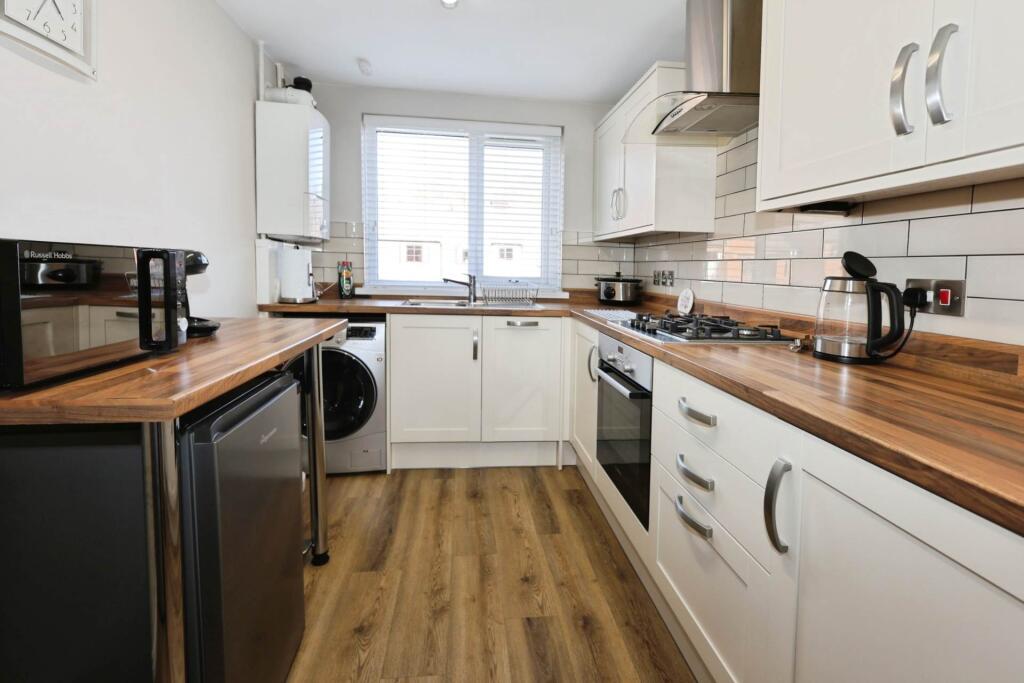 Smallwood Mews, Heswall - More