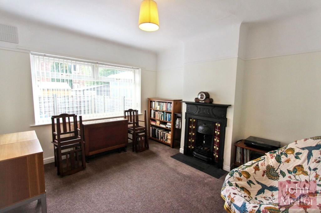 Marton Grove, Heaton Chapel SK4 5JQ photo 3