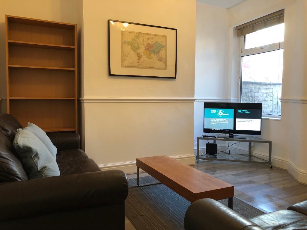 Main image of property: Norbury Avenue, Salford, M6 7EG