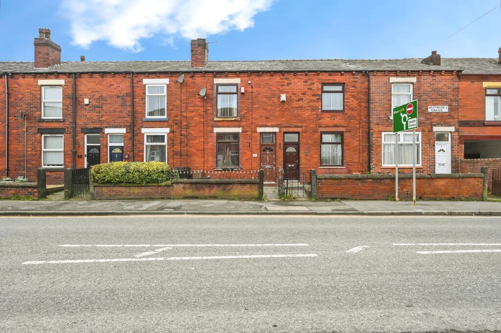 Main image of property: Warrington Road, Wigan, WN3