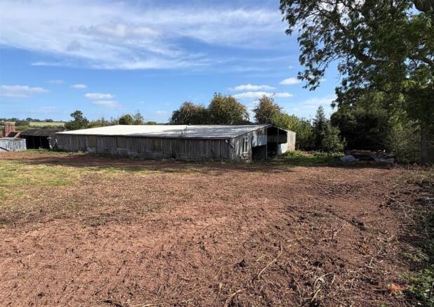 Barn at Hyde Farm2.jpg