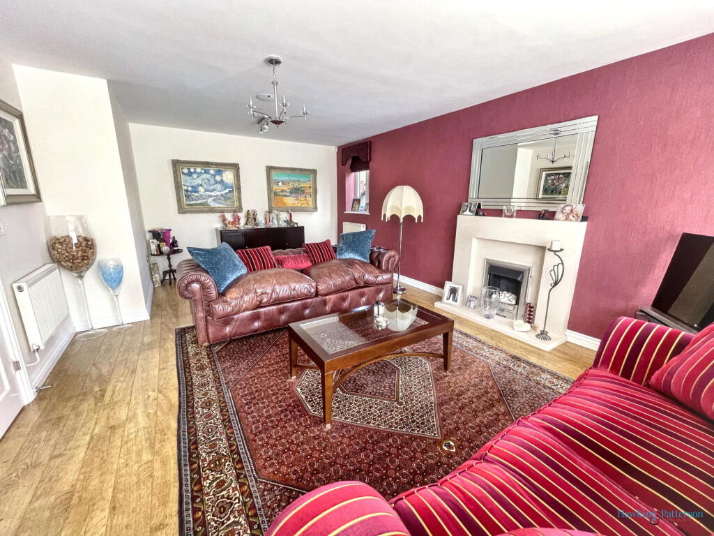 Additional image 5 of 12 Oakland Close (Off Hampton Lane), Solihull, B91 2QB