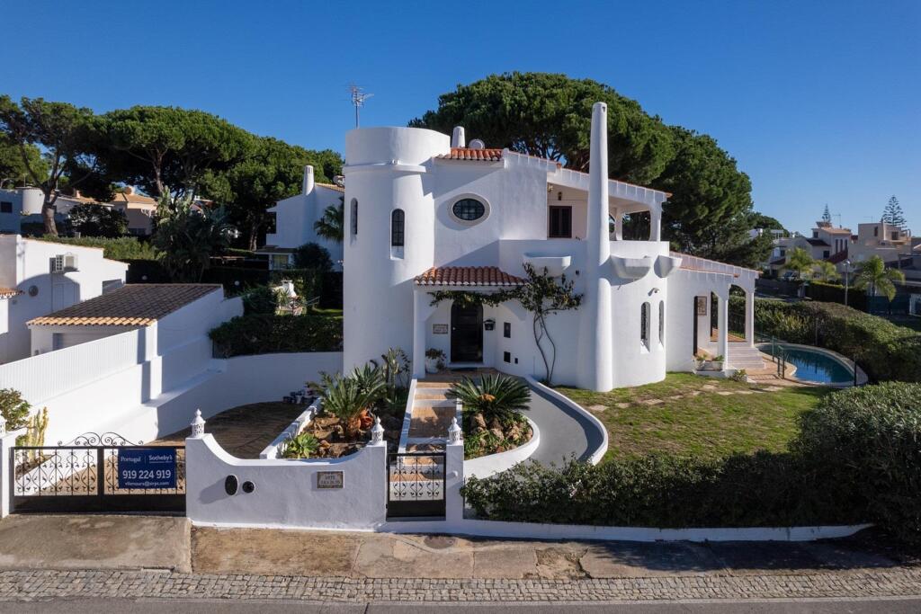 Main image of property: Algarve, Vilamoura