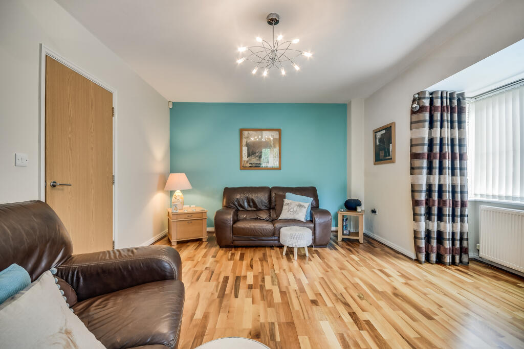 House in Chelmsford, Great Baddow - View 5