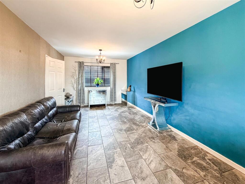 House in Alfreton, Tibshelf - View 5