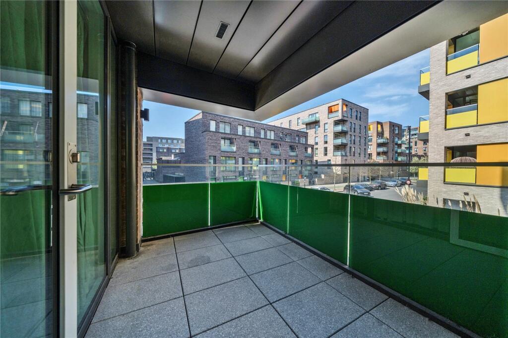 Apartment in London, Greenwich Millennium Village, East Greenwich - More