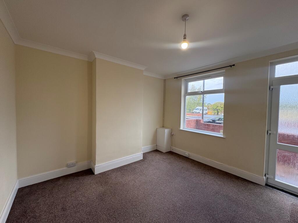 House in Nottingham - View 3