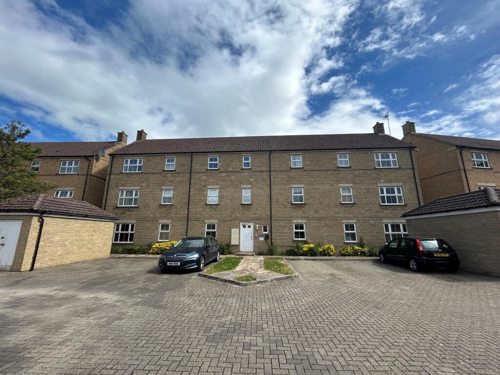 Main image of property: Grouse Road, Calne
