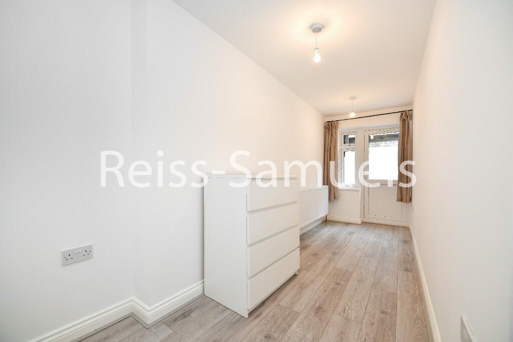 5 bedroom terraced house for rent