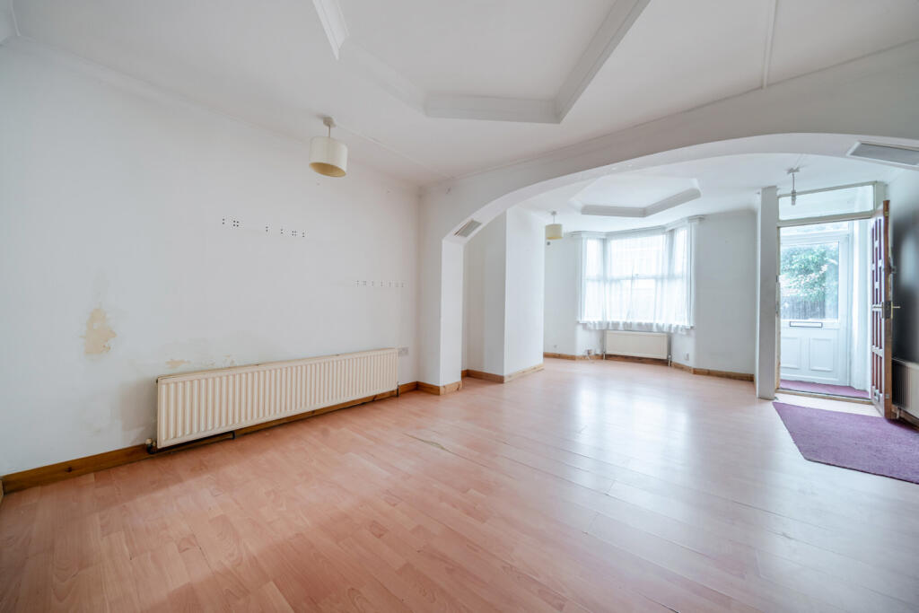 House in London - View 3