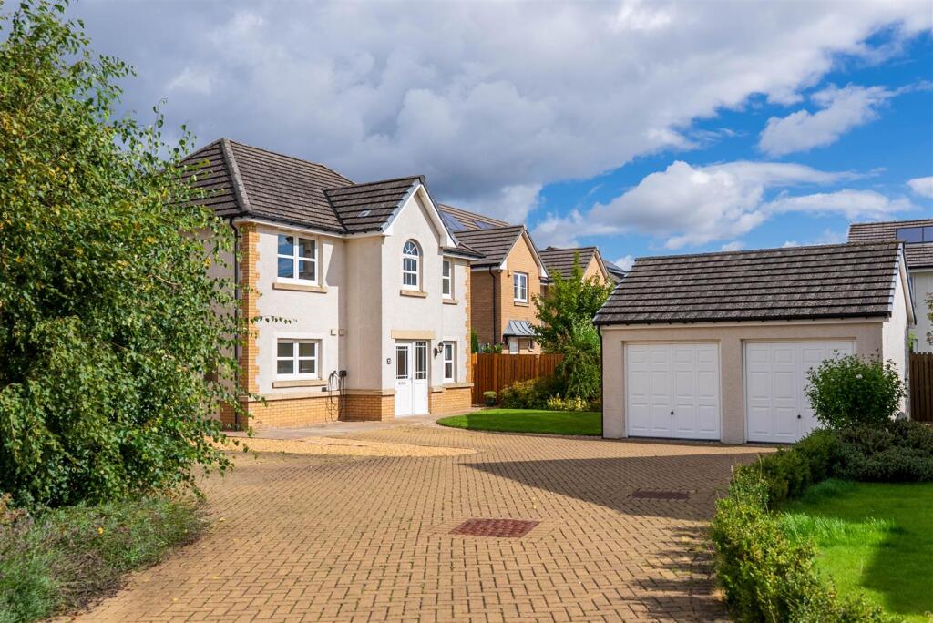 Main image of property: 25 Poplar Avenue, Bridge Of Earn, PH2 9FJ