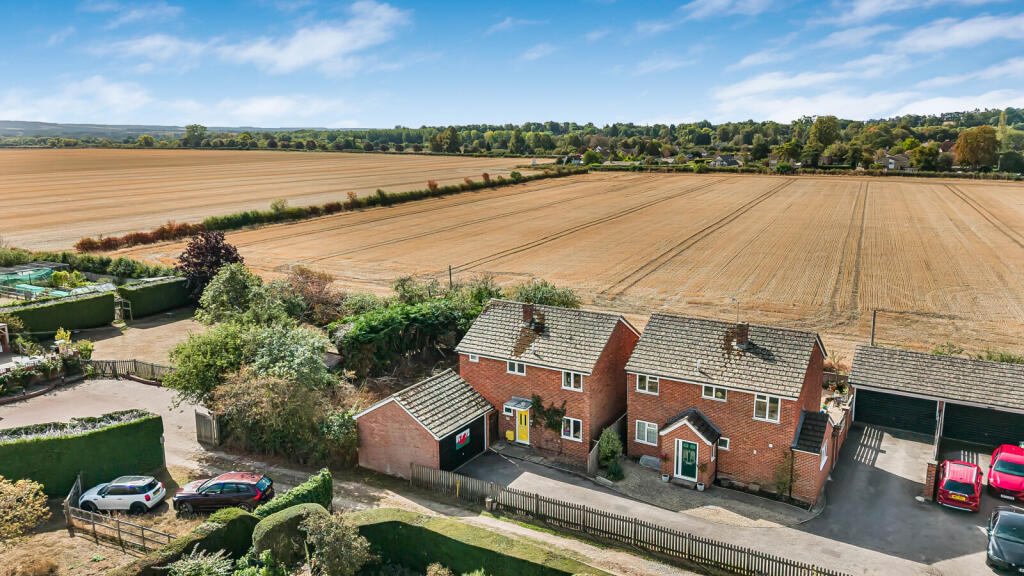 Main image of property: Gravel Lane, Warborough, Wallingford, Oxfordshire, OX10
