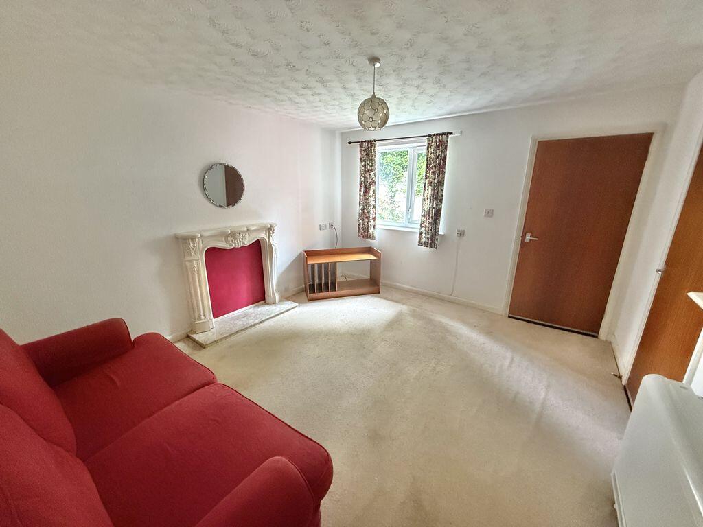 House in Birmingham, West Midlands - View 4