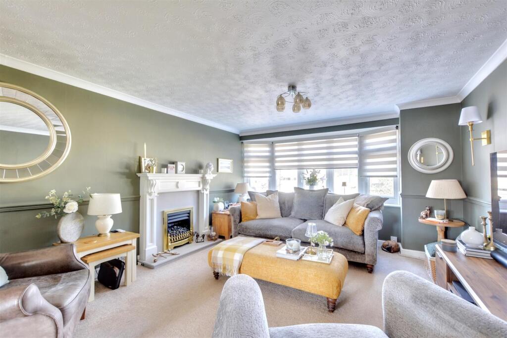 House in Nottingham, Rise Park - View 2