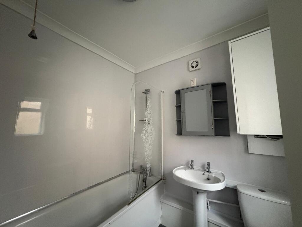 House in Stockton-on-Tees, Hartlepool - View 5
