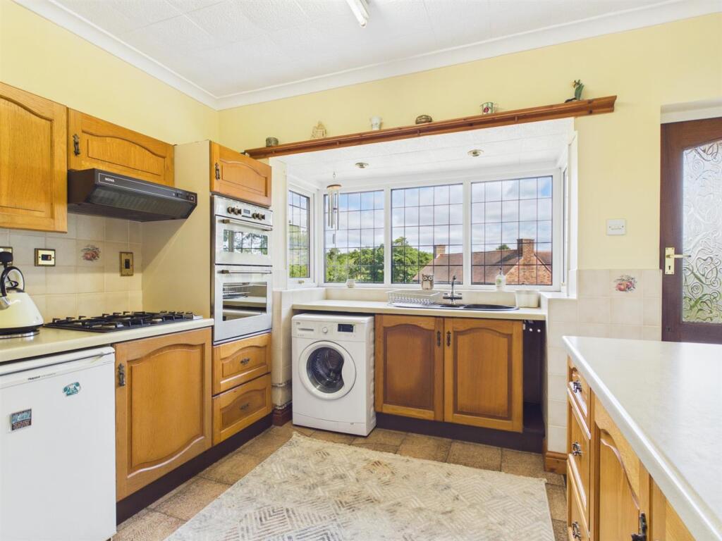 Compton Road, Kinver, Stourbridge - View 6