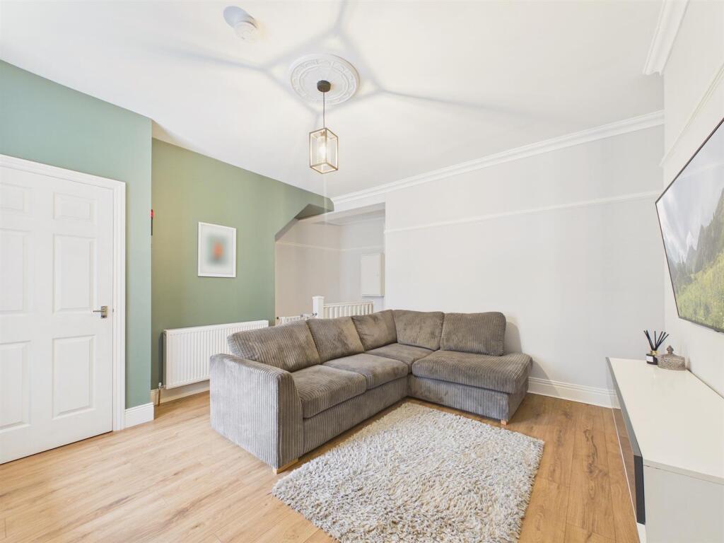 Apartment in Gateshead, North East - View 2