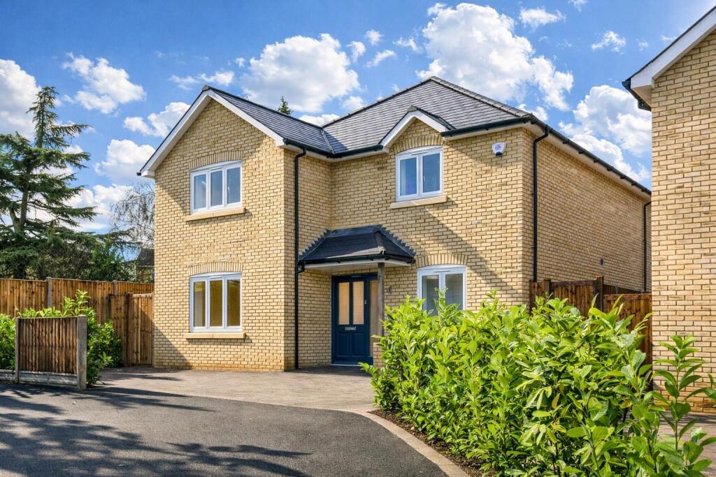 4-bed detached on Watermill Lane, Bengeo, £1,100,000