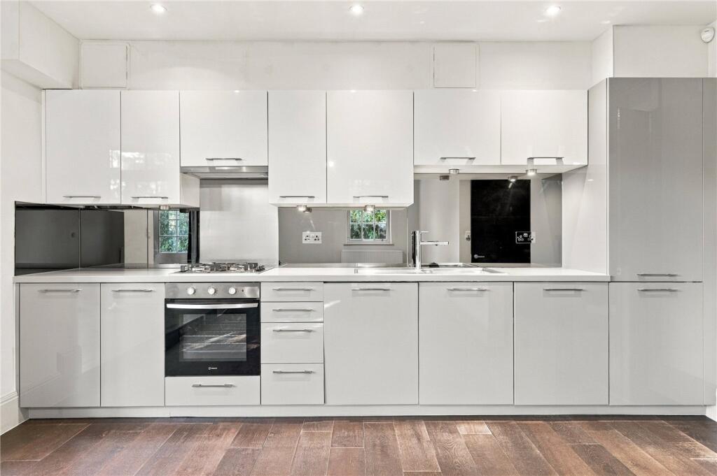 Apartment in Tonbridge - View 5