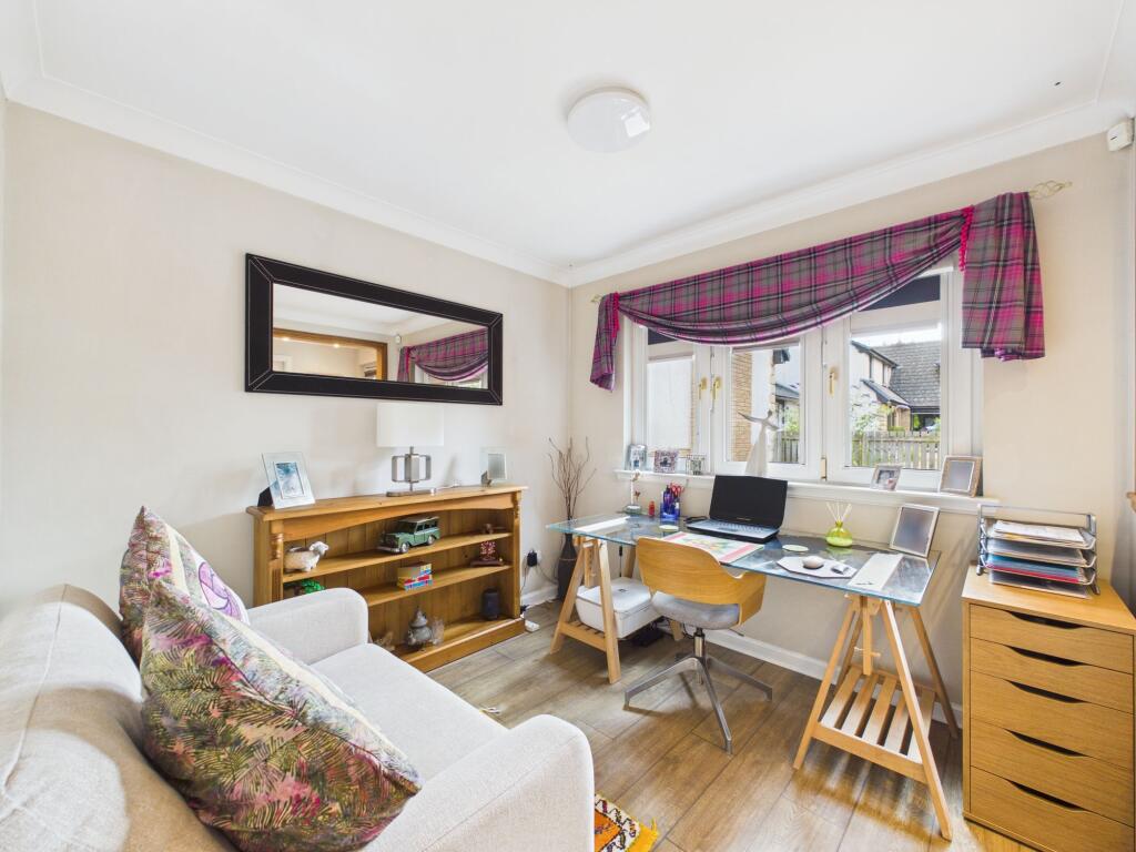 House in Motherwell - More