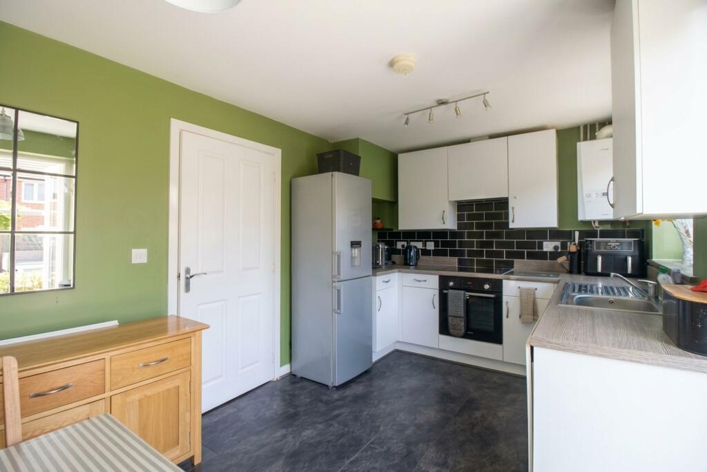 House in Salisbury - View 5