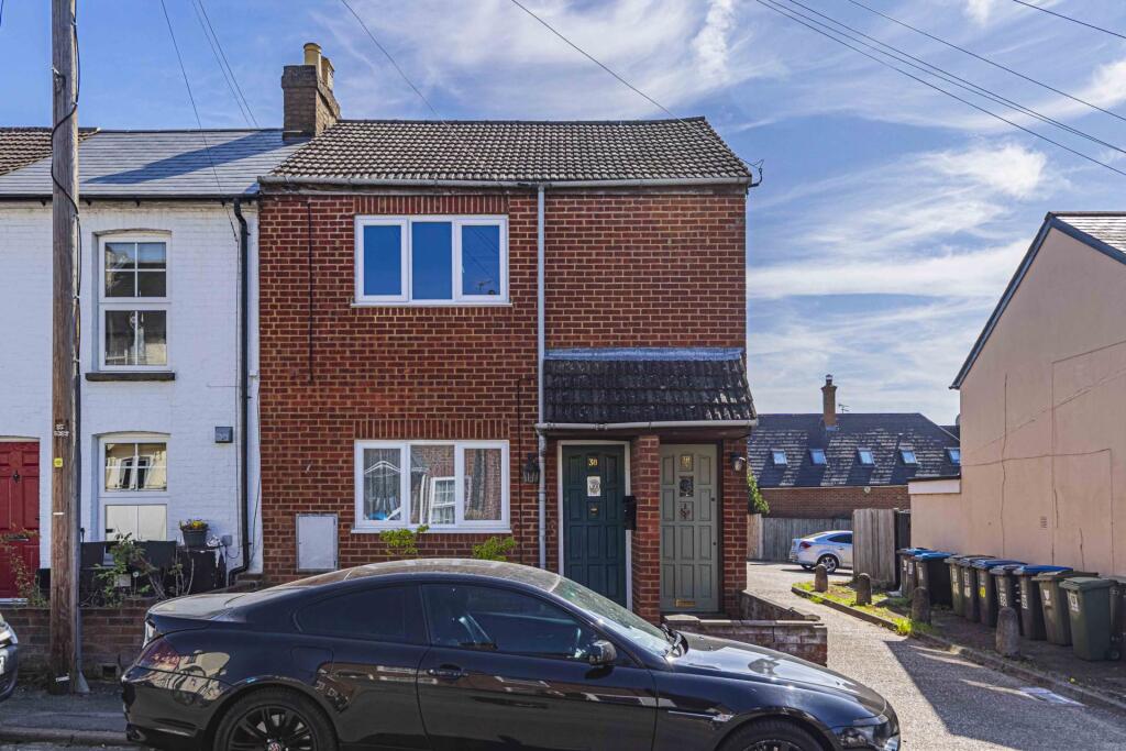 Main image of property: 38a Puller Road, Hemel Hempstead, Hertfordshire, HP1