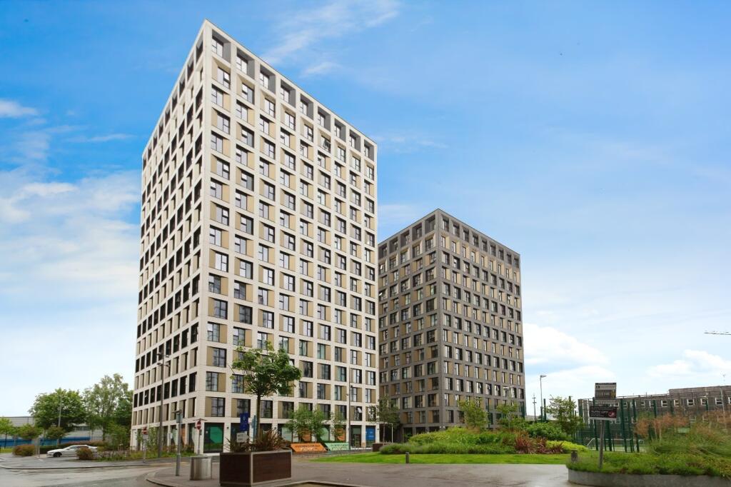 Main image of property: Red, Media City UK, Salford, M50