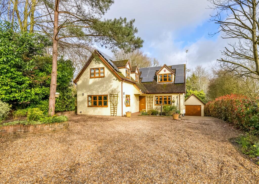 Main image of property: Mardley Hill, Mardley Heath, Welwyn, Hertfordshire, AL6