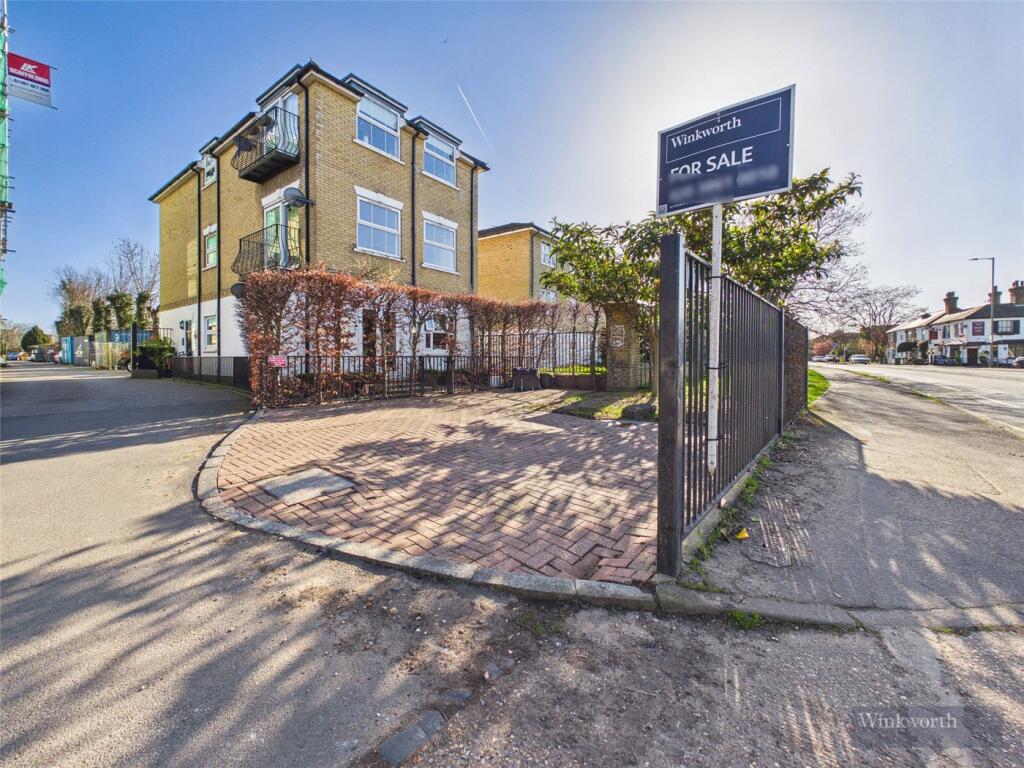 Main image of property: Portsmouth Road, Long Ditton, Surbiton, Surrey, KT6