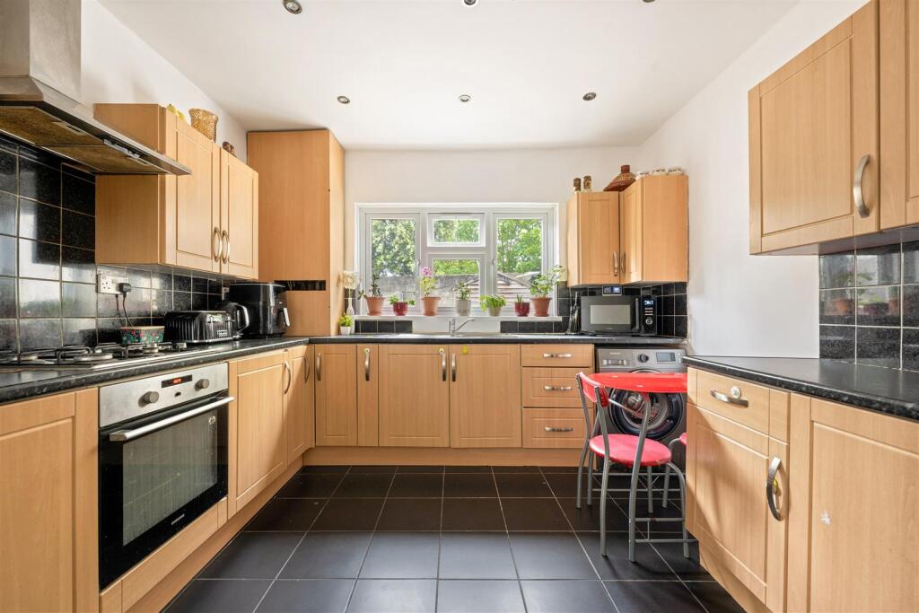 House in London, Walthamstow - View 4