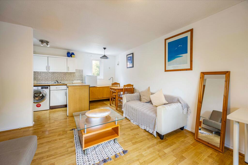 Property photo 8