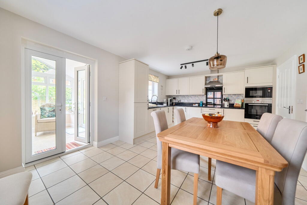 North Brook Close, Greetham photo 4