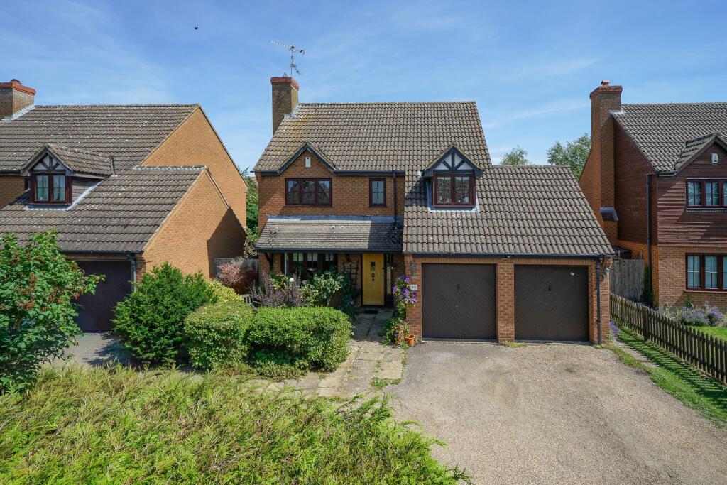 Main image of property: High Street, Eaton Bray, LU6