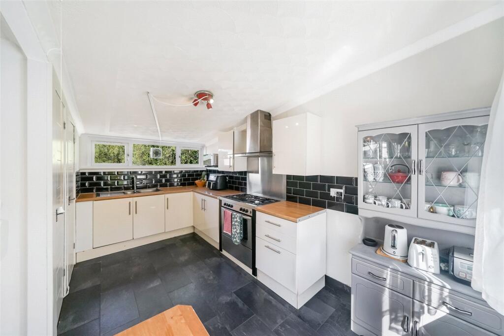 Lairds Hill, Cumbernauld, Glasgow, North Lanarkshire, G67 photo 4