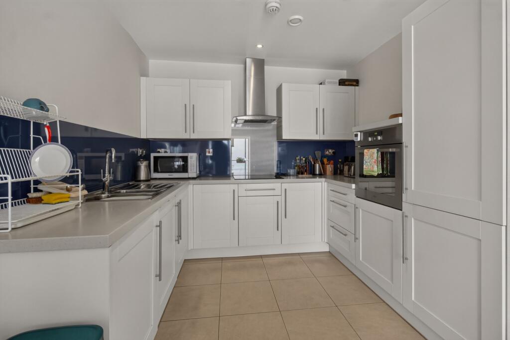Crystal Mount, 59 Albert Road North, Malvern, Worcestershire, WR14 3AA photo 3